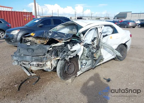 2010 Toyota Corolla Le z USA, uszkodzony, nr VIN 2T1BU4EE6AC520896